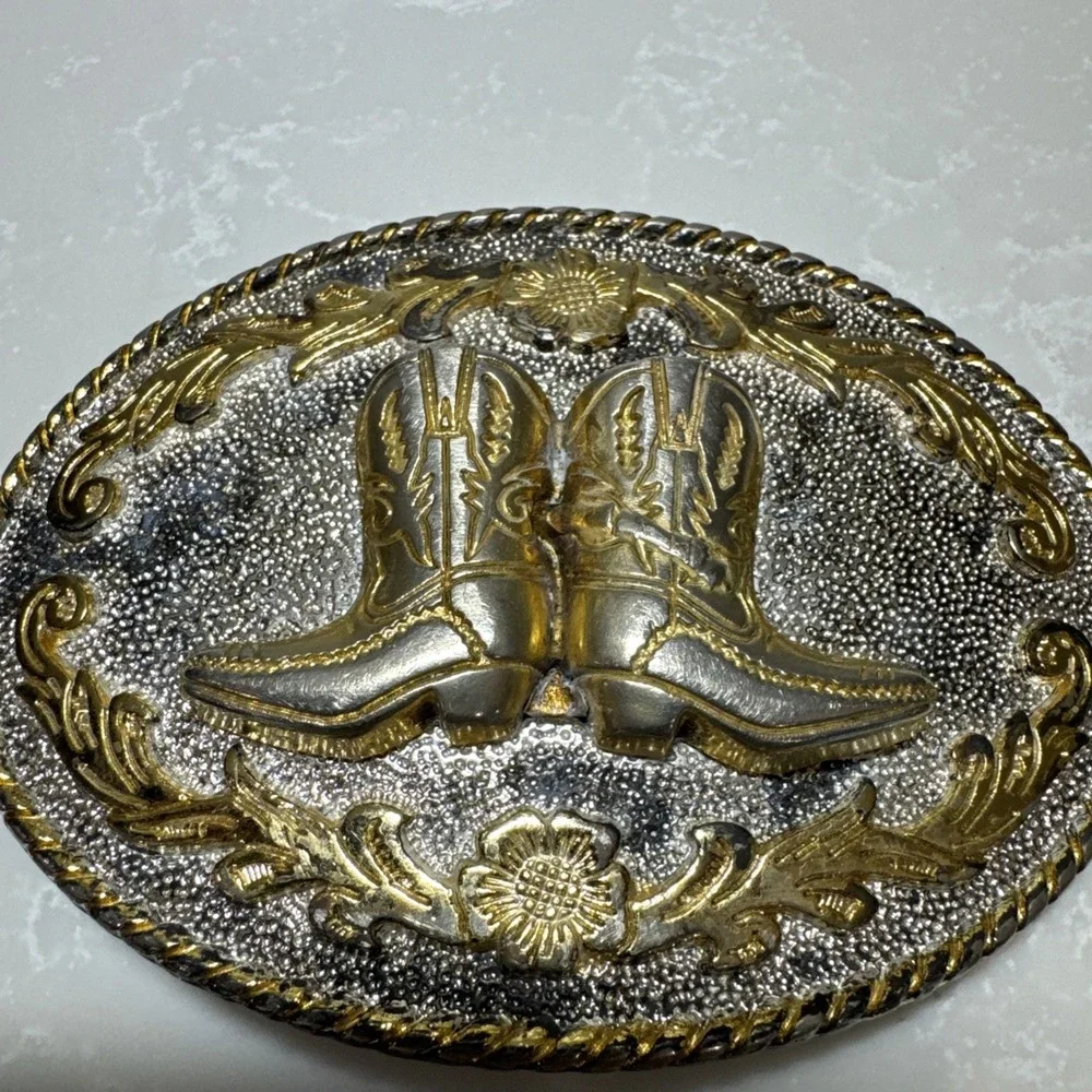 Cowboy Boot Belt Buckle Two Tone Oval Rodeo Wear
